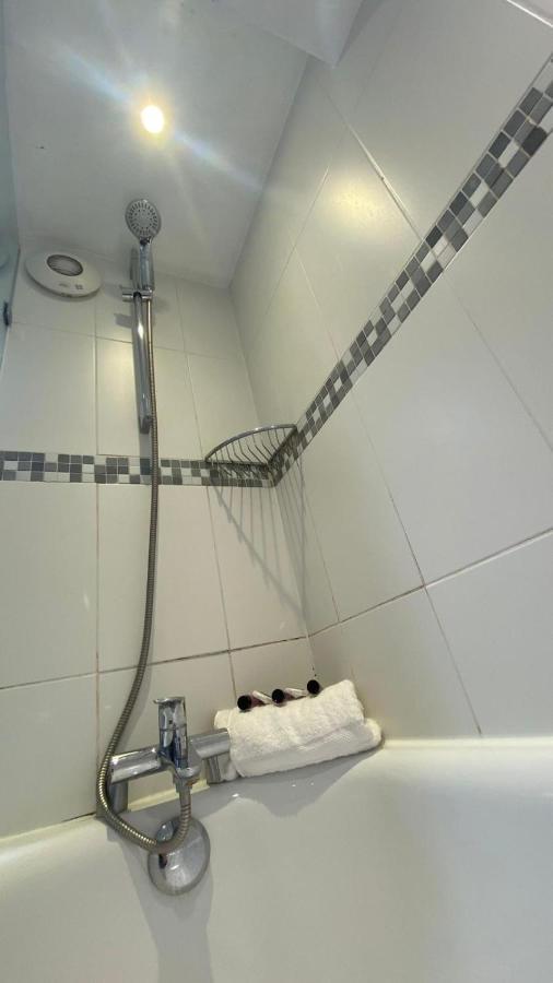 3 Notting Hill, Portobello Road-Amazing Location! London Exteriör bild